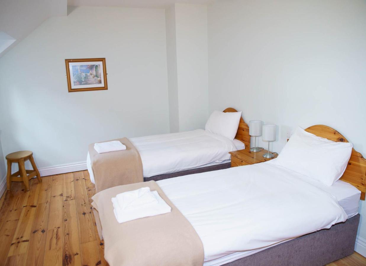 Dingle Courtyard Holiday Homes 3 Bed By Trident Holiday Homes Eksteriør bilde