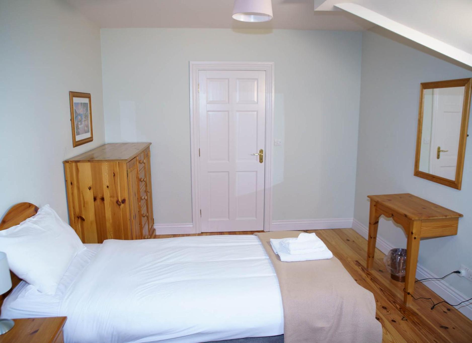 Dingle Courtyard Holiday Homes 3 Bed By Trident Holiday Homes Eksteriør bilde